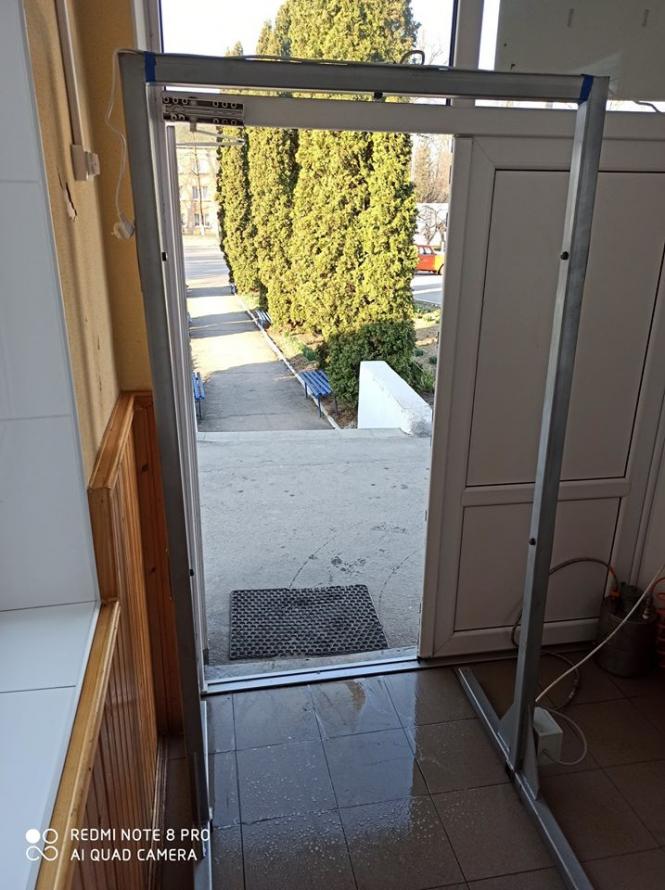 Новини Вінниці - фото з Ноу-хау проти коронавірусу: у Бару встановили дезінфікуючу рамку у лікарні Світлина від ПрАТ "Барський машинобудівний завод".