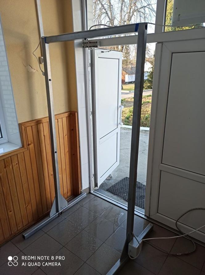Новини Вінниці - фото з Ноу-хау проти коронавірусу: у Бару встановили дезінфікуючу рамку у лікарні Світлина від ПрАТ "Барський машинобудівний завод".