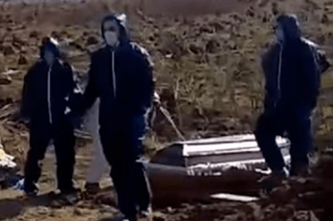 Новини Тернополя - фото з Як, де і за чий кошт у Тернополі ховатимуть померлих від коронавірусу Як, де і за чий кошт у Тернополі ховатимуть померлих від коронавірусу, фото №1 на сайті 20minut.ua