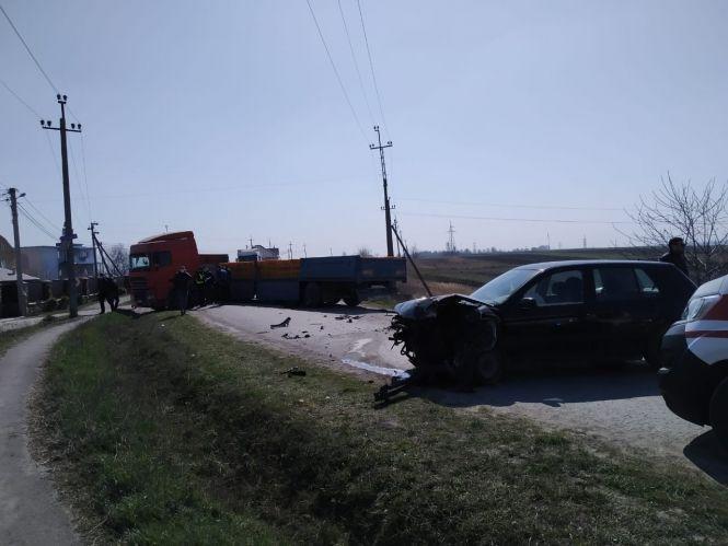 За Гаями через ДТП перекрита дорога, фото №3 на сайті 20minut.ua