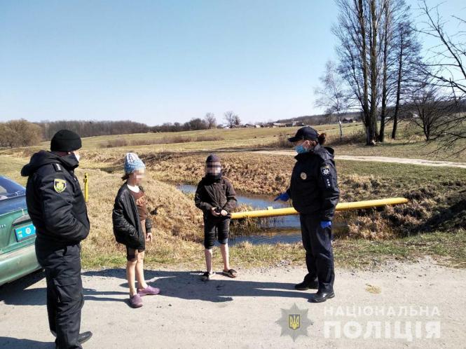 На Житомирщині ювенальні поліцейські склали понад 1200 протоколів за неналежне виконання батьківських обов’язків, фото №2 на сайті 20minut.ua