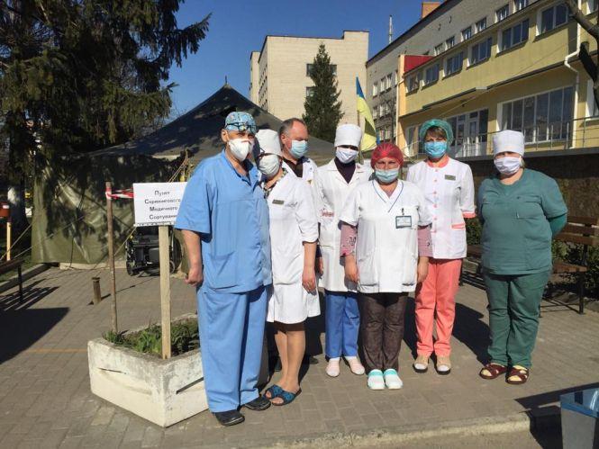 У Козятині  розгорнули пункт скринінгового медичного сортування, фото №2 на сайті 20minut.ua