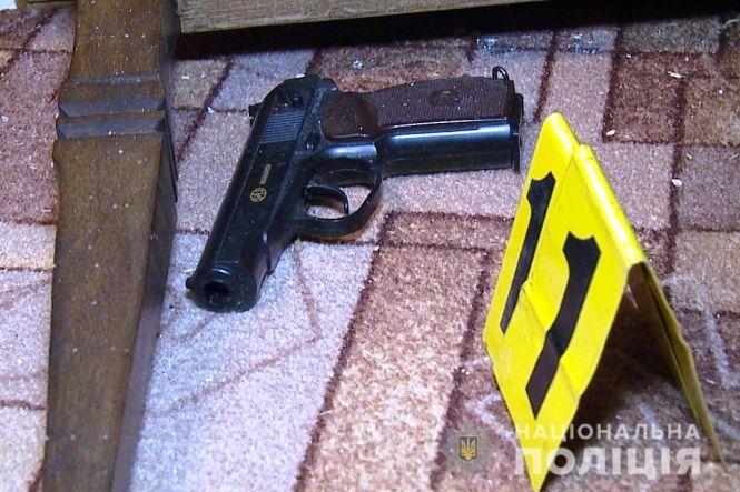 Новини Вінниці - фото з Штурм будинку у Шаргороді: озброєний неадекват та поранені чотири спецпризначенці Штурм будинку у Шаргороді: озброєний неадекват та поранені чотири спецпризначенці, фото №4 на сайті 20minut.ua