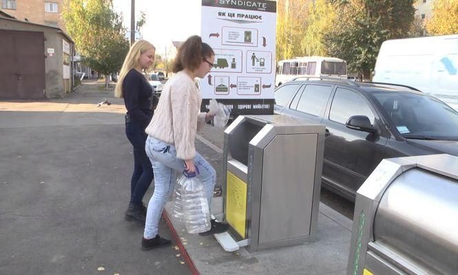 Новини Вінниці - фото з На Слов'янці будують підземний смітник за 1,2 мільйона гривень На Слов'янці будують підземний смітник за 1,2 мільйона гривень, фото №1 на сайті 20minut.ua