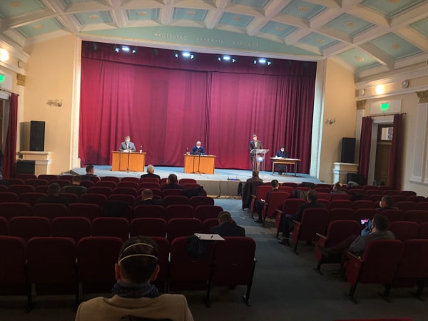 Новини Тернополя - фото з У Тернополі відбулось позачергове засідання сесії міської ради в спеціальних умовах У Тернополі відбулось позачергове засідання сесії міської ради в спеціальних умовах, фото №2 на сайті 20minut.ua