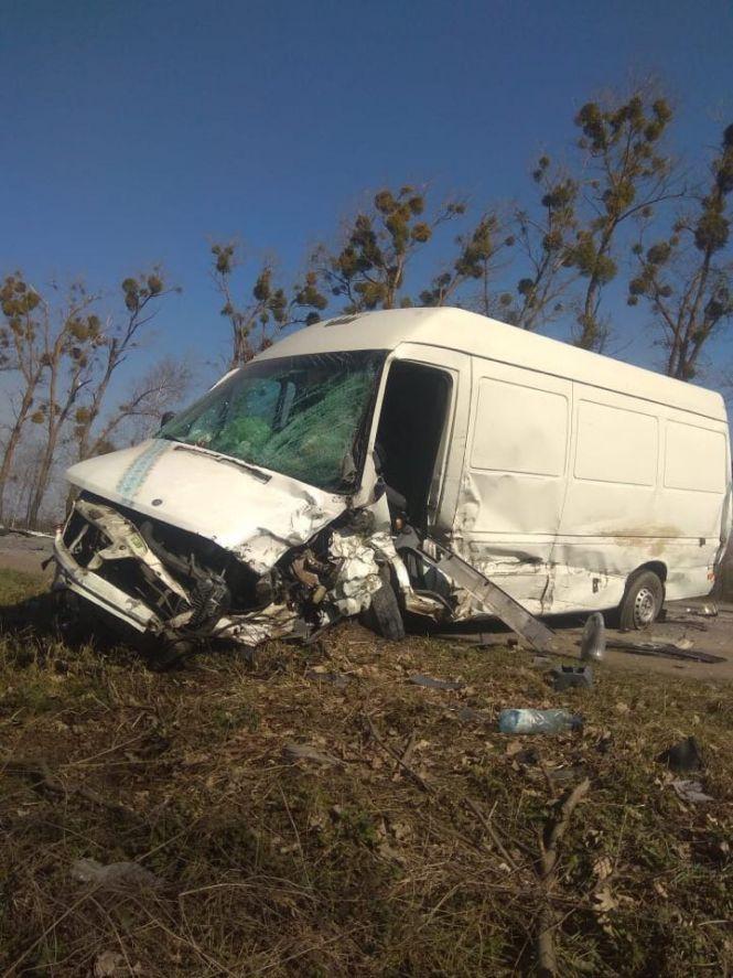 Новини Хмельницького - фото з Поблизу Летичева сталася потрійна ДТП: є постраждалі (ФОТО, ОНОВЛЕНО) Поблизу Летичева сталася потрійна ДТП: є постраждалі (ФОТО, ОНОВЛЕНО), фото №4 на сайті vsim.ua
