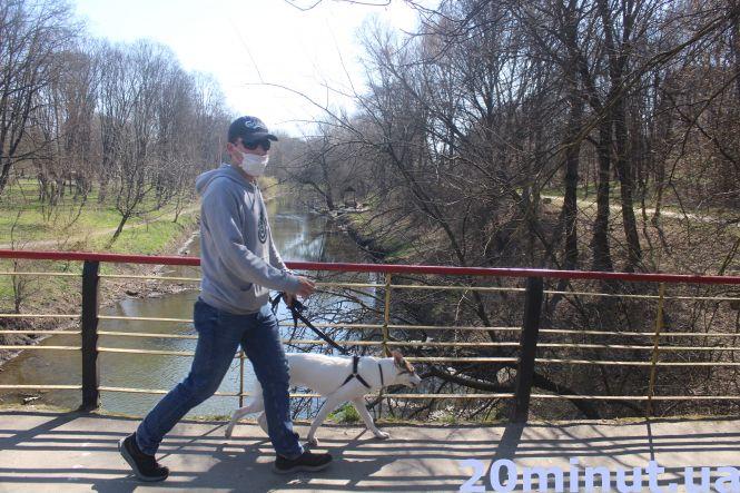 Новини Тернополя - фото з Як перевірити, чи захищає вас маска. Які краще обирати (ВІДЕО) Як перевірити, чи захищає вас маска. Які краще обирати (ВІДЕО), фото №1 на сайті 20minut.ua