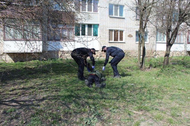 Дві години з поліцейськими: штрафи не виписували, а маски роздавали, фото №5 на сайті 20minut.ua