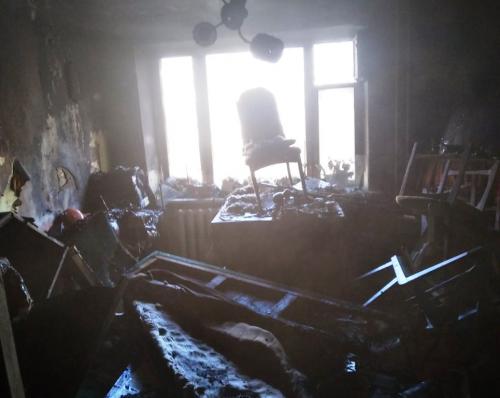 Новини Житомира - фото з У Бердичеві горіла 5-поверхівка: мешканців евакуювали IMG-f041c17d576dd42dc19d9fe5d11a8f11-V.jpg