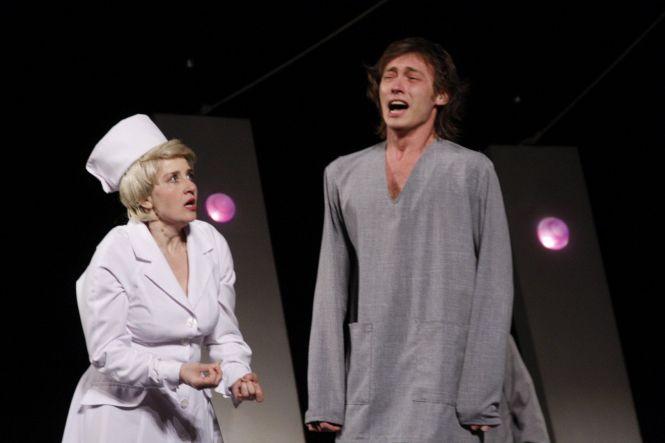 Новини Вінниці - фото з До мурашок. Історію найвідоміших психів покаже сьогодні онлайн театр Садовського До мурашок. Історію найвідоміших психів покаже сьогодні онлайн театр Садовського, фото №10 на сайті 20minut.ua