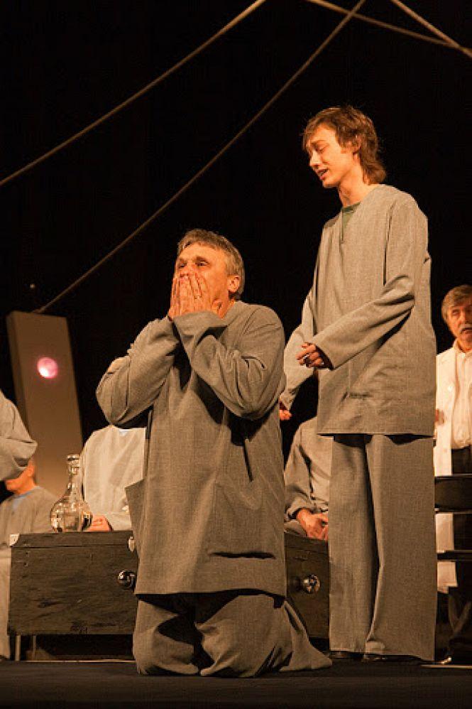 Новини Вінниці - фото з До мурашок. Історію найвідоміших психів покаже сьогодні онлайн театр Садовського До мурашок. Історію найвідоміших психів покаже сьогодні онлайн театр Садовського, фото №11 на сайті 20minut.ua