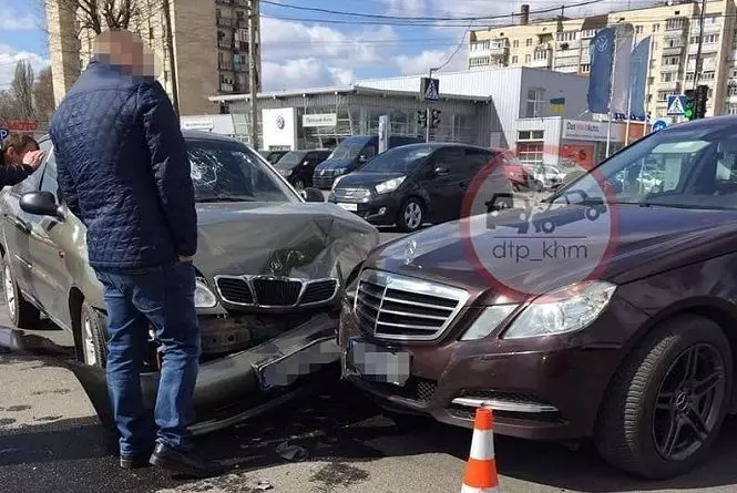 Новини Хмельницького - фото з Аварії на дорогах Хмельниччини: минулий тиждень у ФОТО Аварії на дорогах Хмельниччини: минулий тиждень у ФОТО, фото №5 на сайті vsim.ua