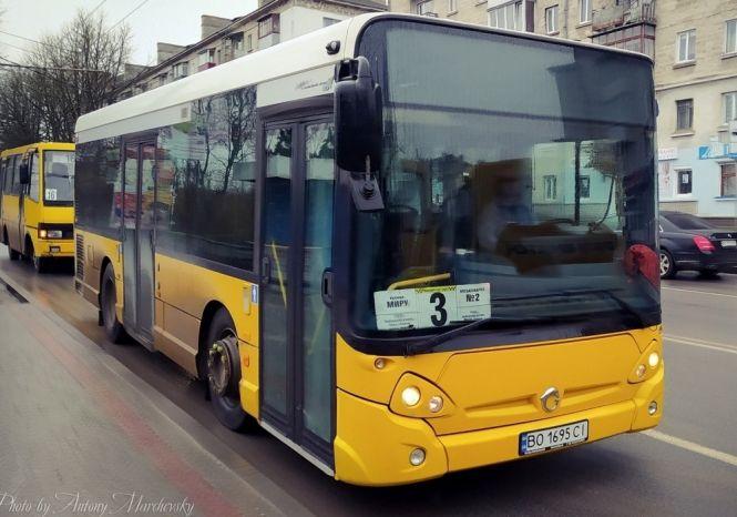 У Тернополі обіцяють нові маршрутки – без дірок в підлозі та з кондиціонерами. Які ще зміни планують?, фото №1 на сайті 20minut.ua