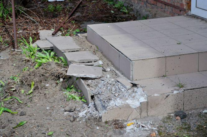 Новини Козятина - фото з Автомобіль DAF на швидкості в'їхав в будівлю редакції «Вісник Козятинщини» Автомобіль DAF на швидкості в'їхав в будівлю редакції «Вісник Козятинщини», фото №4 на сайті 20minut.ua