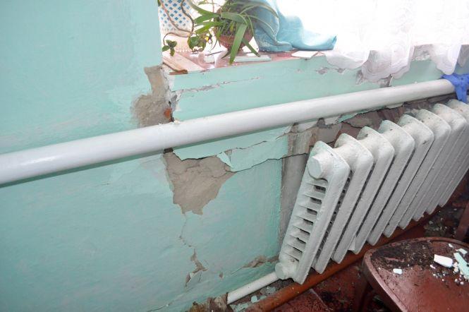 Новини Козятина - фото з Автомобіль DAF на швидкості в'їхав в будівлю редакції «Вісник Козятинщини» Автомобіль DAF на швидкості в'їхав в будівлю редакції «Вісник Козятинщини», фото №6 на сайті 20minut.ua