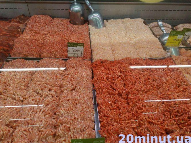 Новини Тернополя - фото з Готувати ковбасу вдома чи купити готову: скільки коштує м'ясо до Великодня Готувати ковбасу вдома чи купити готову: скільки коштує м'ясо до Великодня, фото №1 на сайті 20minut.ua