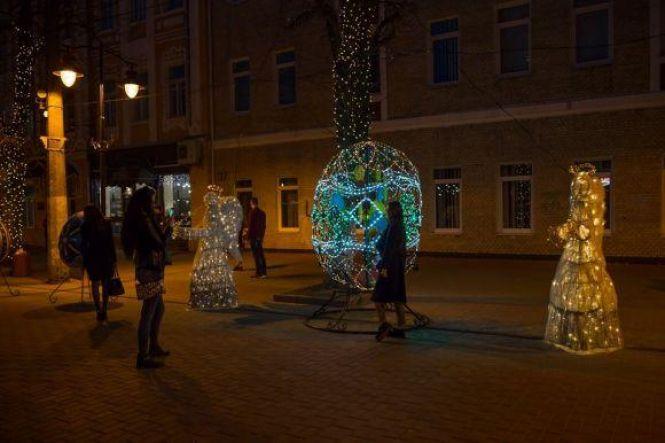 Великодній кролик і велетенські яйця: якою була Проскурівська в попередні роки, фото №2 на сайті vsim.ua
