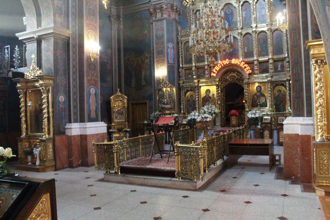 Новини Вінниці - фото з Помолилися і на вихід. Як у вінницьких храмах святкують Великдень Помолилися і на вихід. Як у вінницьких храмах святкують Великдень, фото №1 на сайті 20minut.ua