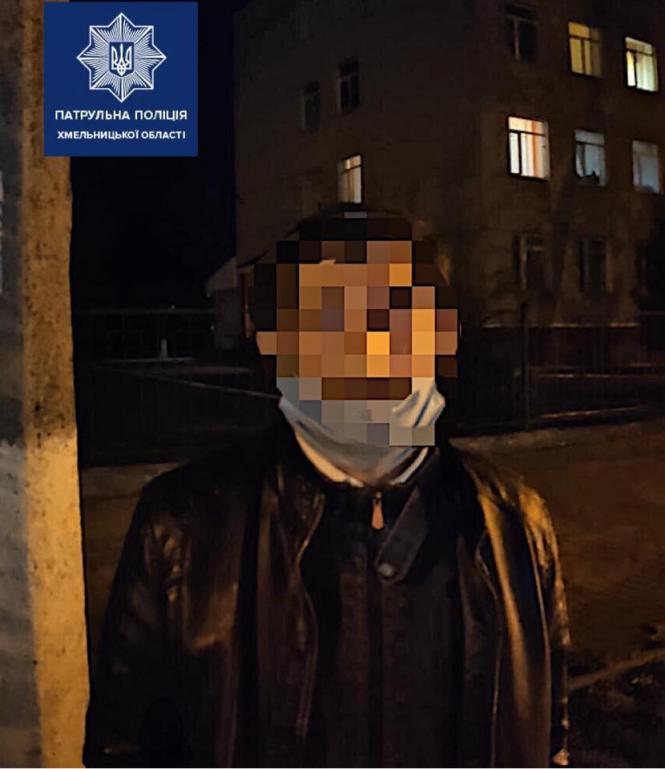 На изображении может находиться: один или несколько человек