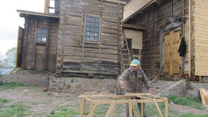 Новини Вінниці - фото з Козацька церква воскресла з руїни. Фермер з родиною відновили храм, якому понад 240 років Козацька церква воскресла з руїни. Фермер з родиною відновили храм, якому понад 240 років, фото №7 на сайті 20minut.ua