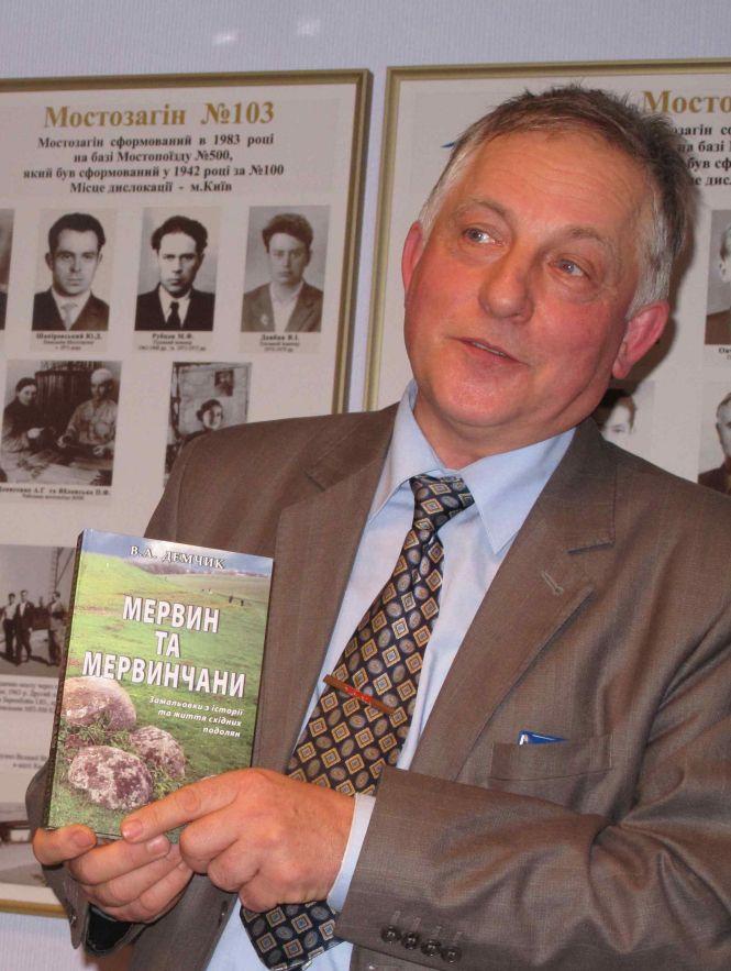 Новини Вінниці - фото з Козацька церква воскресла з руїни. Фермер з родиною відновили храм, якому понад 240 років Козацька церква воскресла з руїни. Фермер з родиною відновили храм, якому понад 240 років, фото №15 на сайті 20minut.ua