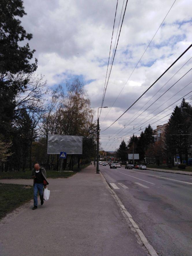 Новини Тернополя - фото з На Бандери обірвані дроти висять на відстані руки: куди звертатись у випадку аварій На Бандери обірвані дроти висять на відстані руки: куди звертатись у випадку аварій, фото №2 на сайті 20minut.ua