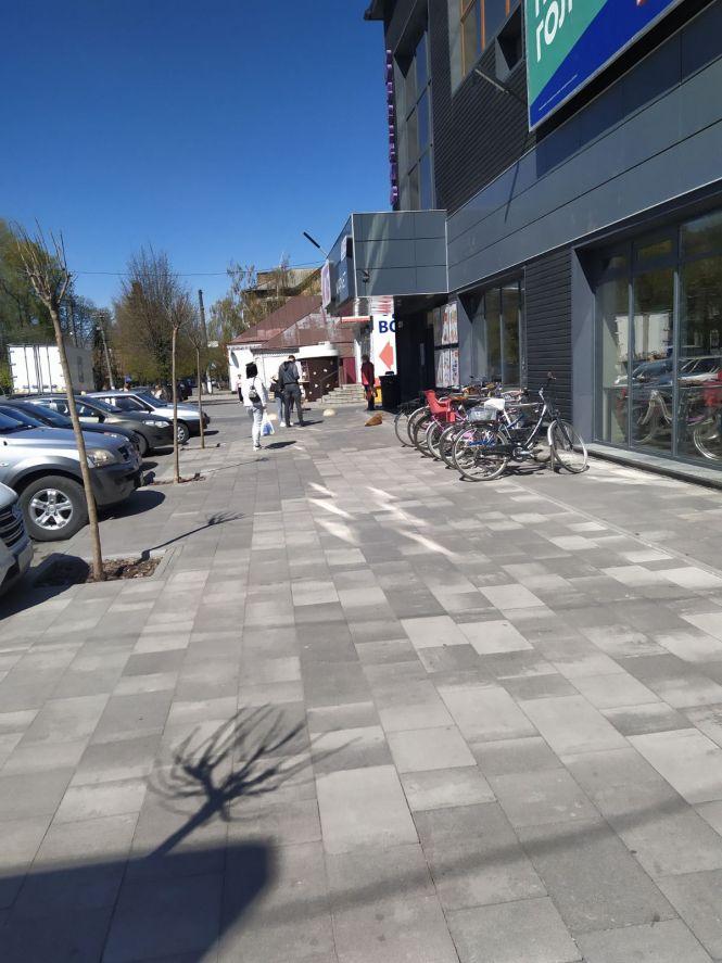 Новини Козятина - фото з Козятин сьогодні: черги до банків та за кавою Козятин сьогодні: черги до банків та за кавою, фото №4 на сайті 20minut.ua