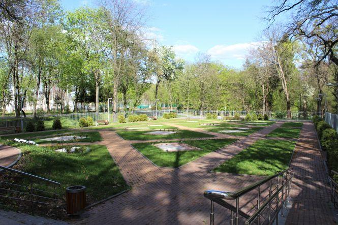 Новини Вінниці - фото з Як змінилося місто під час карантину? Фоторепортаж з вінницьких вулиць Як змінилося місто під час карантину? Фоторепортаж з вінницьких вулиць, фото №19 на сайті 20minut.ua