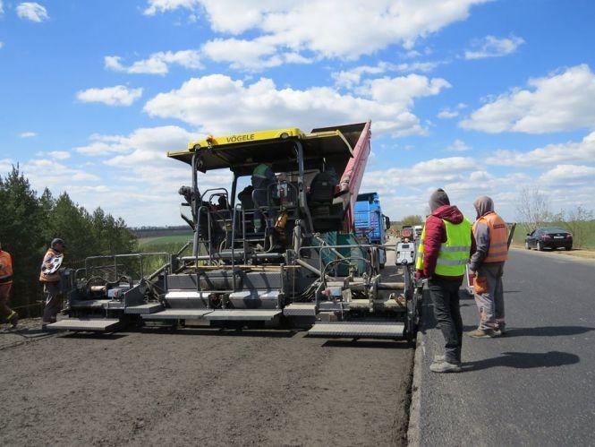 Новини Хмельницького - фото з У Хмельницькому триває капітальний ремонт об’їзної дороги (ФОТО) У Хмельницькому триває капітальний ремонт об’їзної дороги (ФОТО), фото №6 на сайті vsim.ua