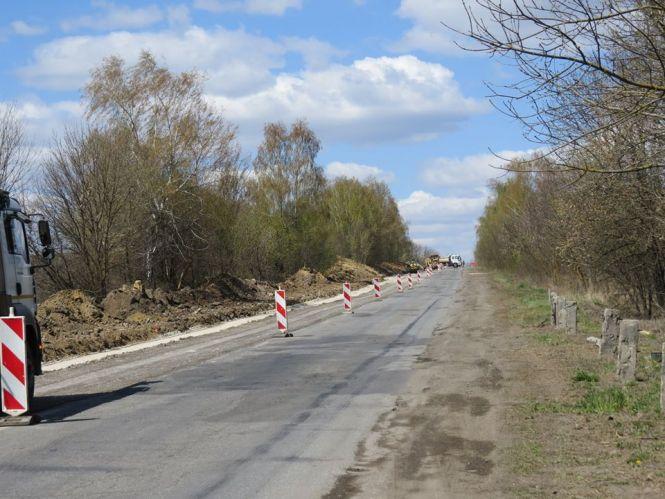 Новини Хмельницького - фото з У Хмельницькому триває капітальний ремонт об’їзної дороги (ФОТО) У Хмельницькому триває капітальний ремонт об’їзної дороги (ФОТО), фото №2 на сайті vsim.ua
