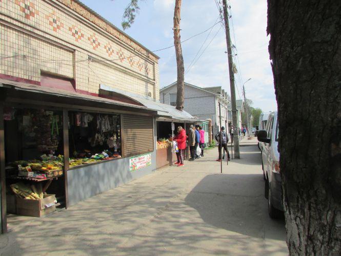 Новини Козятина - фото з Рейд містом: людні вулиці та черги біля магазинів Рейд містом: людні вулиці та черги біля магазинів, фото №3 на сайті 20minut.ua