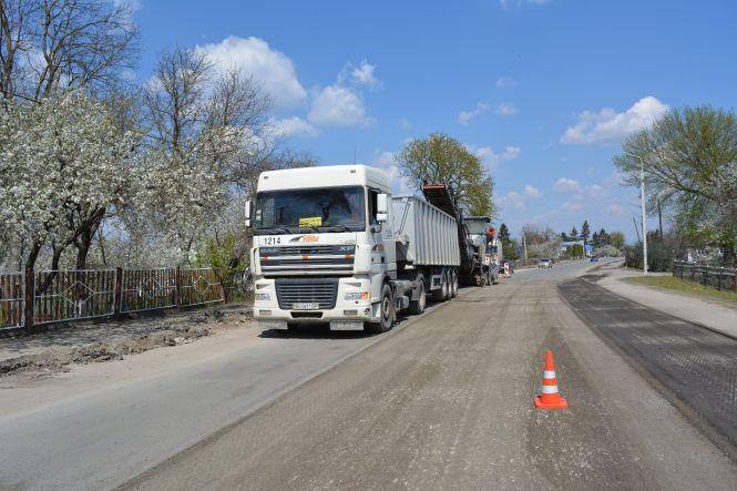 Дочекались: вперше за 20 років ремонтують дорогу на Ланівці, фото №3 на сайті 20minut.ua