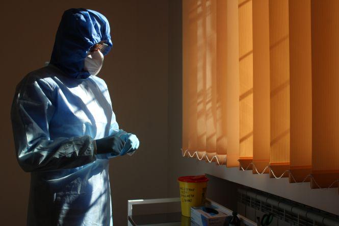 Новини Вінниці - фото з «Язик наперед і кажемо «А»: як наш журналіст шукав у себе коронавірус і робив ПЛР-тест «Язик наперед і кажемо «А»: як наш журналіст шукав у себе коронавірус і робив ПЛР-тест, фото №2 на сайті 20minut.ua