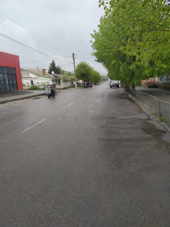 Козятин сьогодні: місто після дощу, ремонт та креативний бантик на дорозі, фото №3 на сайті 20minut.ua