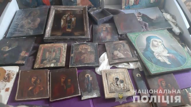 Затримали злочинців, які викрали більше 450 старовинних ікон та атрибутику з церков та монастирів України (ФОТО, ВІДЕО), фото №3 на сайті 20minut.ua