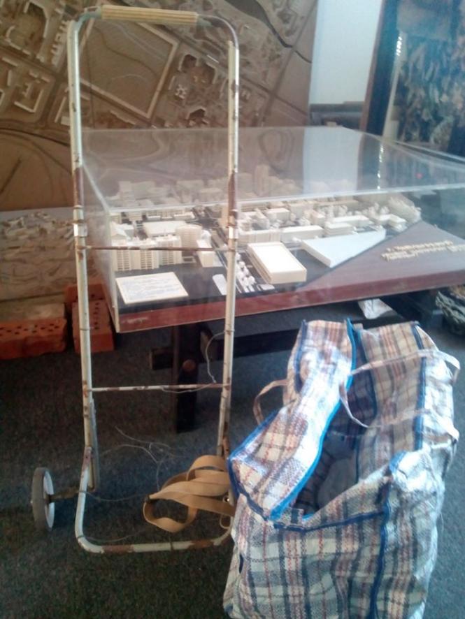 Новини Хмельницького - фото з “Must have” 90-х: хто і як вигадав славнозвісну “кравчучку” “Must have” 90-х: хто і як вигадав славнозвісну “кравчучку”, фото №2 на сайті vsim.ua