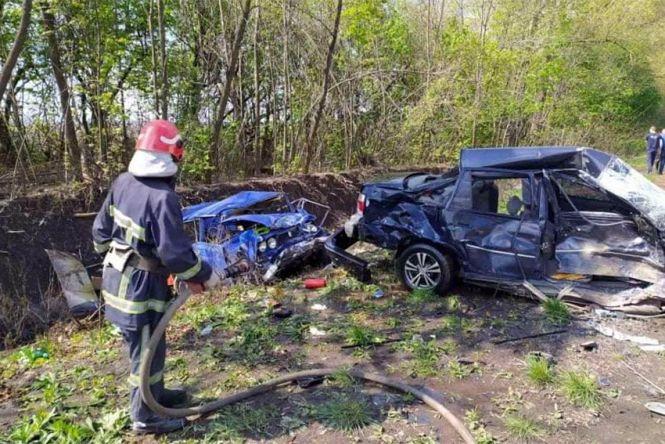 1 смерть та 6 травмованих: на Хмельниччині за вихідні сталося півдесятка серйозних ДТП (ФОТО), фото №5 на сайті vsim.ua
