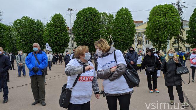 Хмельницькі підприємці розповіли, чому вийшли на мітинг проти карантину, фото №7 на сайті vsim.ua