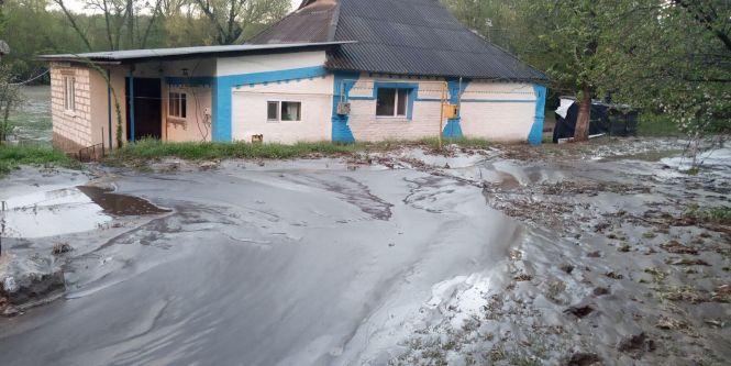 Новини Вінниці - фото з У Погребищенському районі під час негоди загинув чоловік — змило водою У Погребищенському районі під час негоди загинув чоловік — змило водою, фото №6 на сайті 20minut.ua