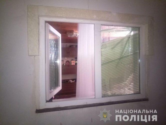 Розбій на Грушевського: озброєні ножами хулігани напали на козятинчанку, фото №4 на сайті 20minut.ua