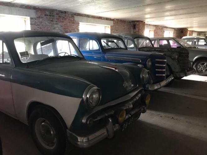 Новини Хмельницького - фото з Історія на колесах: у Хмельницькому зібрали колекцію ретро-автомобілів (ФОТО, ВІДЕО) Історія на колесах: у Хмельницькому зібрали колекцію ретро-автомобілів (ФОТО, ВІДЕО), фото №1 на сайті vsim.ua