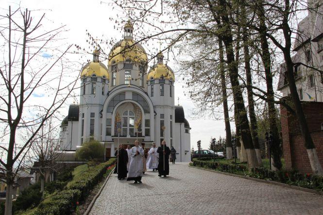 В Марійському духовному центрі "Зарваниця" споруджують новий храм (ФОТО), фото №3 на сайті 20minut.ua