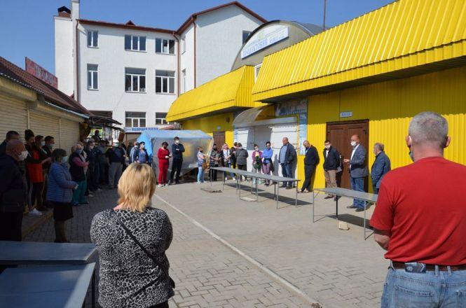 Другий ринок на Тернопільщині відновлює роботу під час карантину. Де послабили обмеження?, фото №1 на сайті 20minut.ua