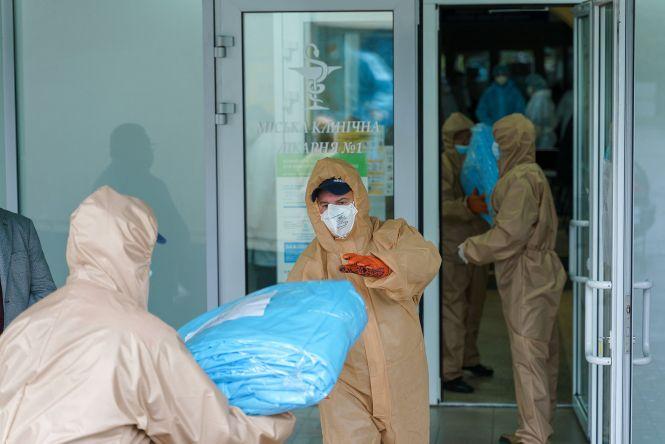 Перша міська лікарня отримала апарати штучної вентиляції легень, фото №3 на сайті 20minut.ua