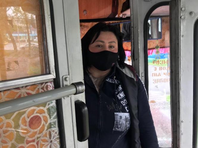 Новини Хмельницького - фото з “І матюкаються, і побити можуть”: як у Хмельницькому їздять в тролейбусах під час карантину “І матюкаються, і побити можуть”: як у Хмельницькому їздять в тролейбусах під час карантину, фото №2 на сайті vsim.ua