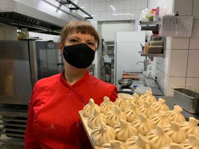 «Щодня контактую з понад тисячею людей». Історії вінничан, які під час карантину ходять на роботу, фото №3 на сайті 20minut.ua