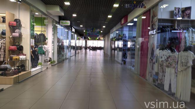 Новини Хмельницького - фото з Зі знижками, але без людей: у Хмельницькому запрацювали ТРЦ Зі знижками, але без людей: у Хмельницькому запрацювали ТРЦ, фото №5 на сайті vsim.ua