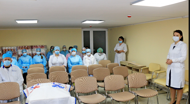 Новини Козятина - фото з У Козятині привітали медсестер У Козятині привітали медсестер, фото №3 на сайті 20minut.ua