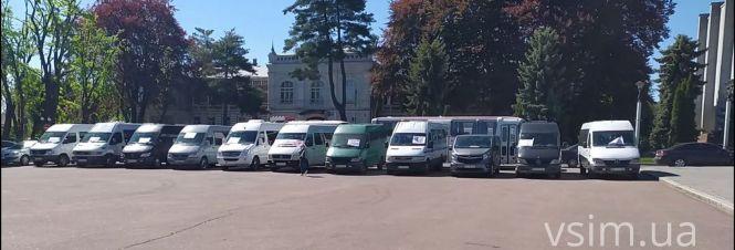 Хмельницький майдан оточили перевізники. Що вони хочуть?, фото №5 на сайті vsim.ua