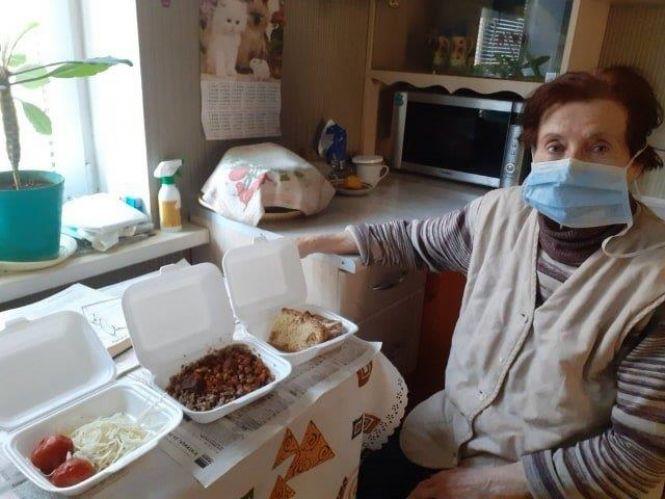 Новини Вінниці - фото з «У нас 25 лежачих». Хто і як доглядає за самотніми літніми вінничанами на карантині «У нас 25 лежачих». Хто і як доглядає за самотніми літніми вінничанами на карантині, фото №4 на сайті 20minut.ua